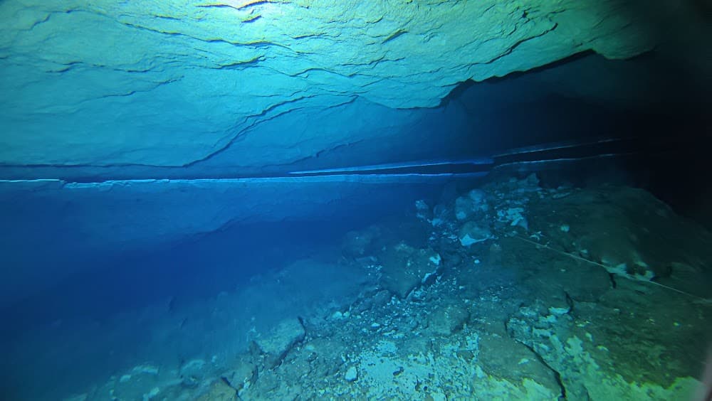 Taína cave — The site