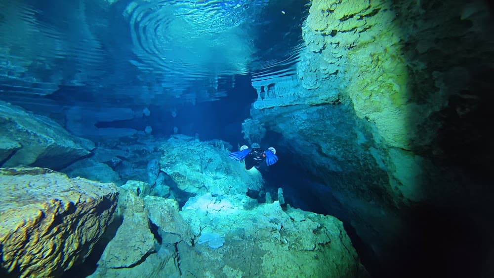 Taína cave — The site