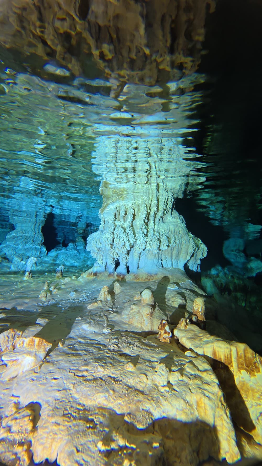 Taína cave — The site