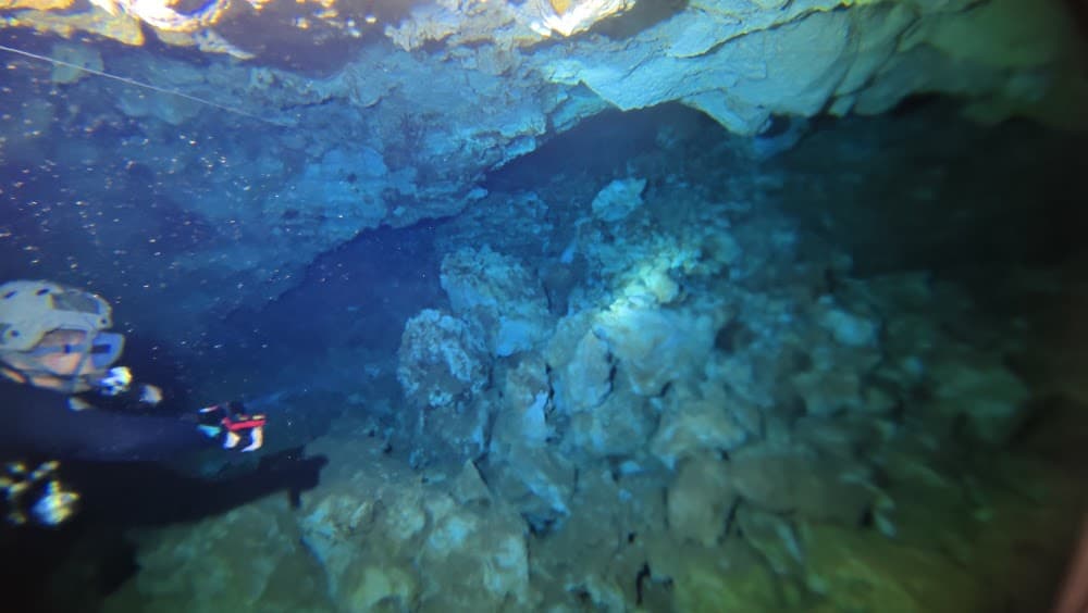 Taína cave — The site