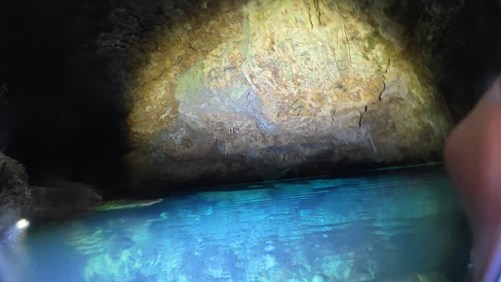 Taína cave — The site