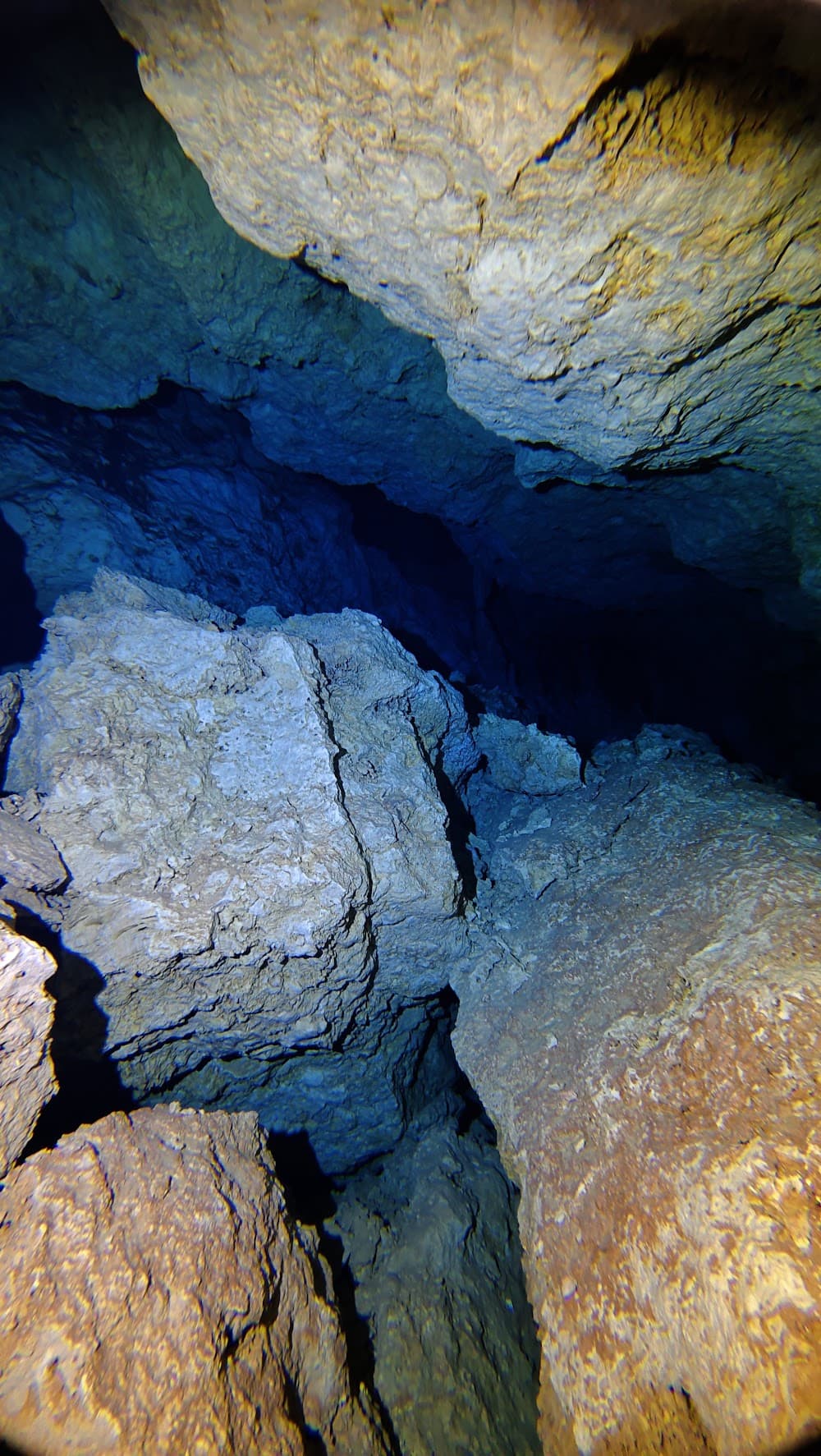 Taína cave — The site