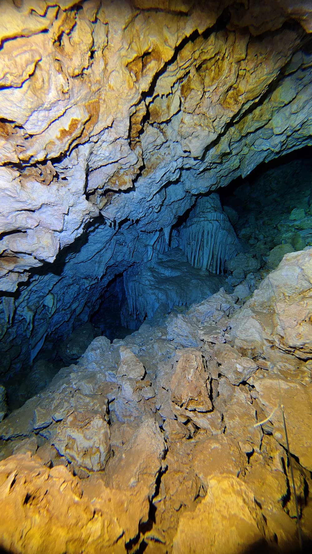 Taína cave — The site