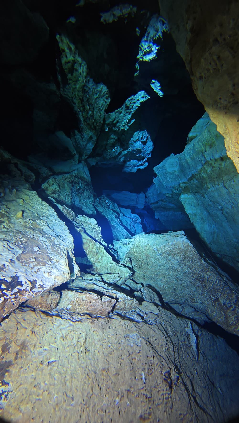 Taína cave — The site