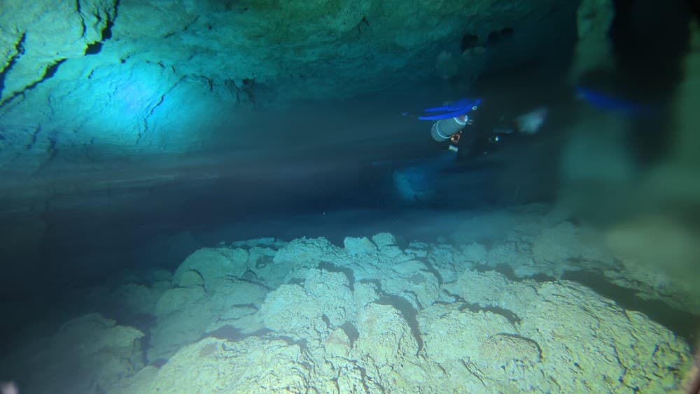 Taína cave — The site
