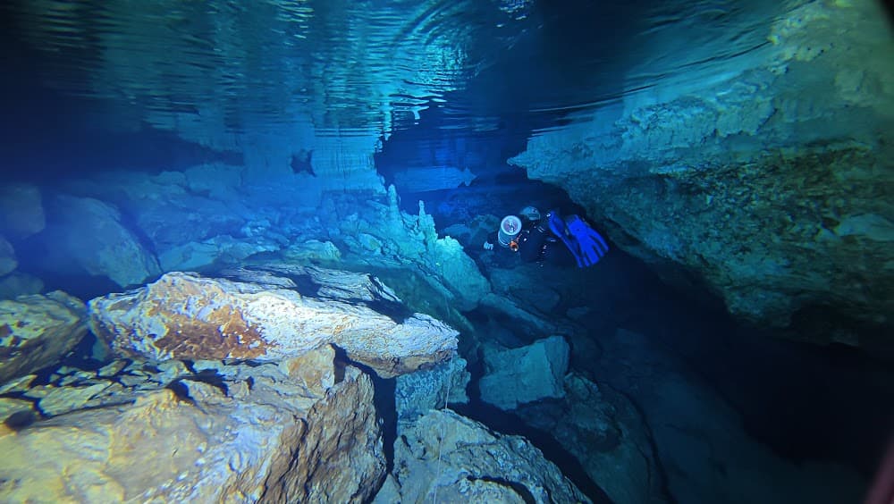Taína cave — The site