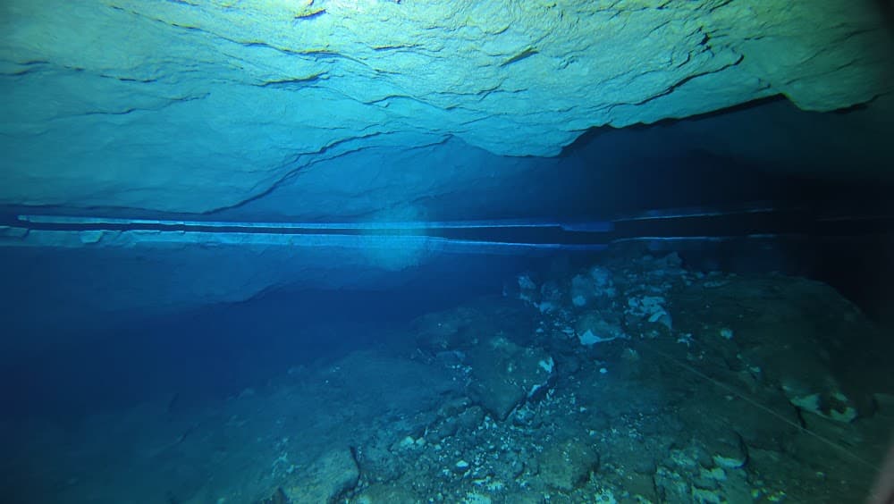 Taína cave — The site