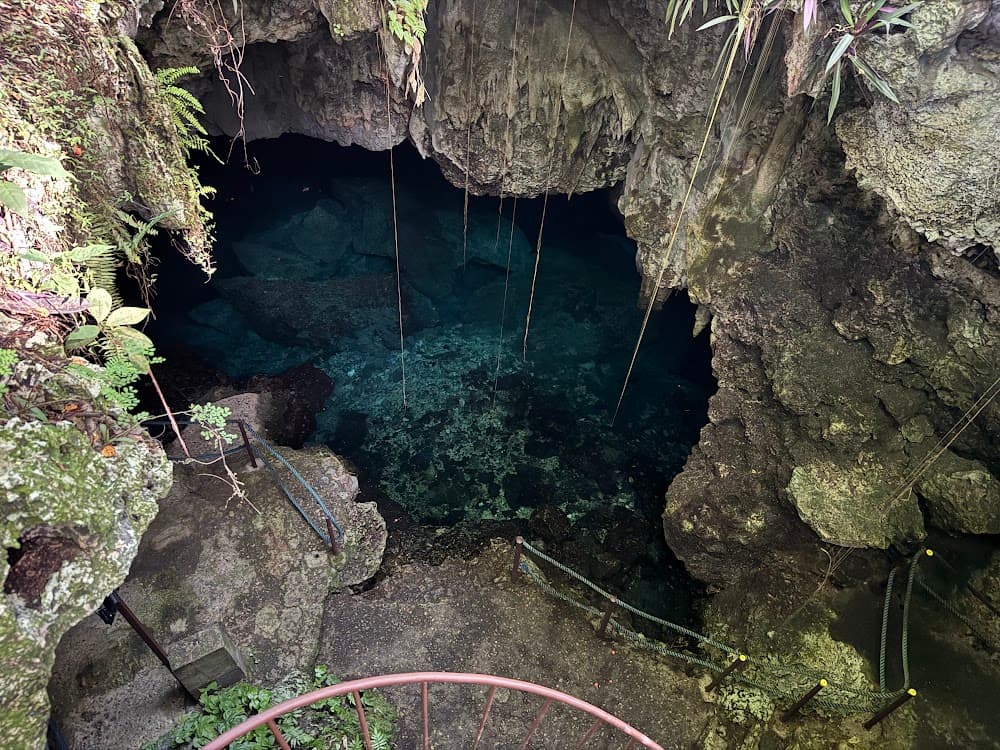 Taína cave — The site