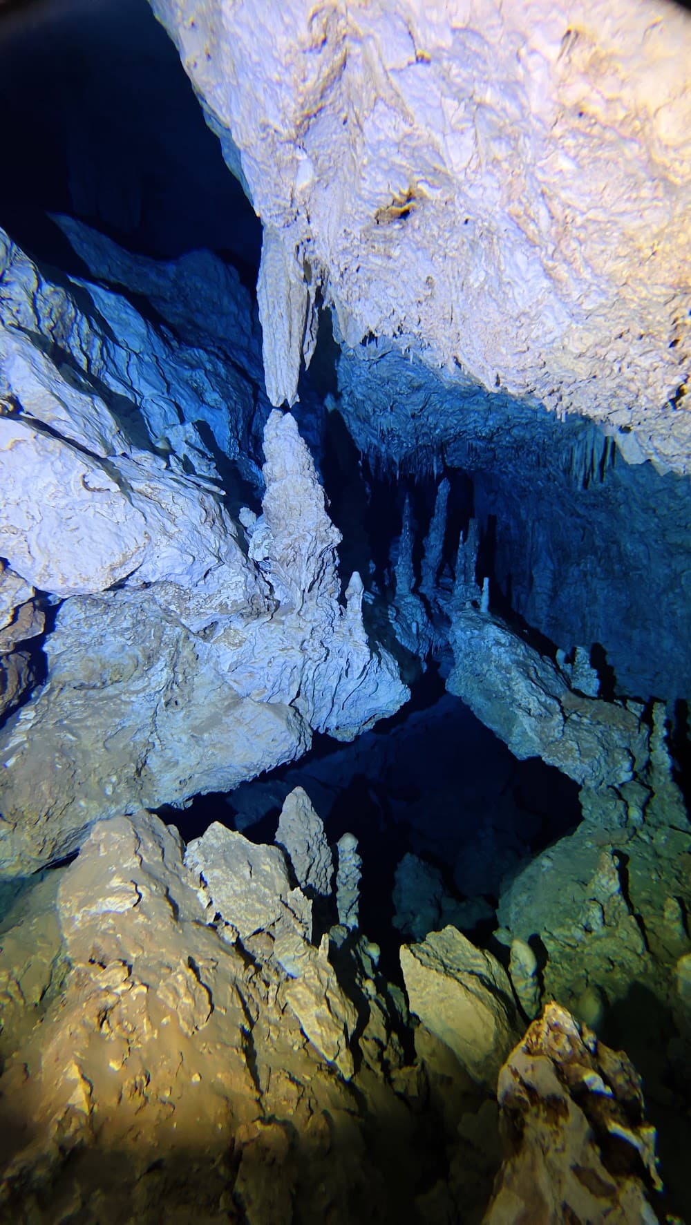 Taína cave — The site