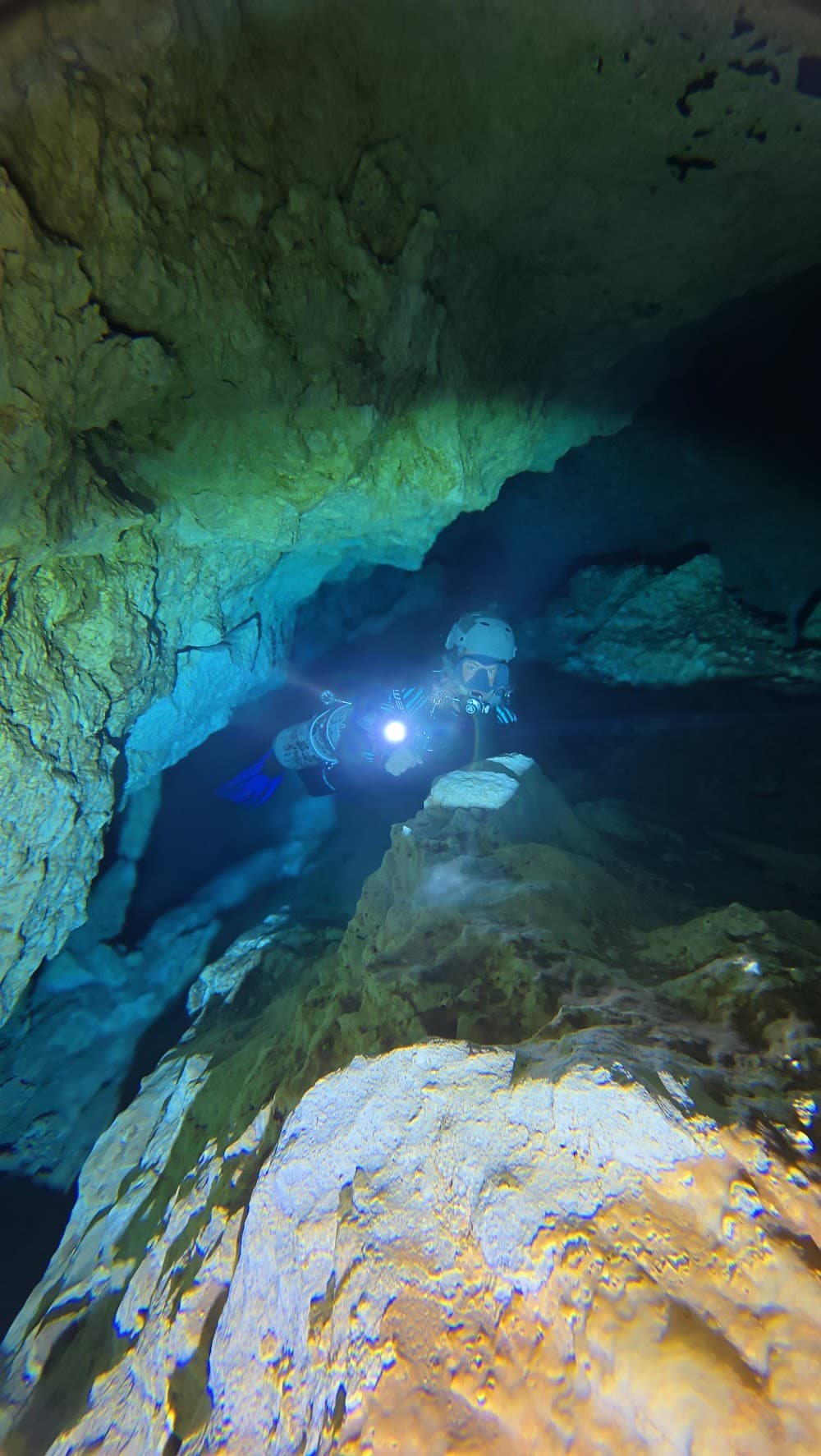 Taína cave — The site