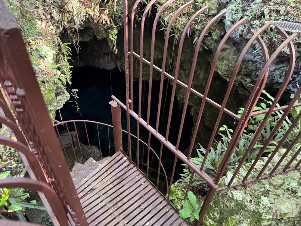 Taína cave — The site