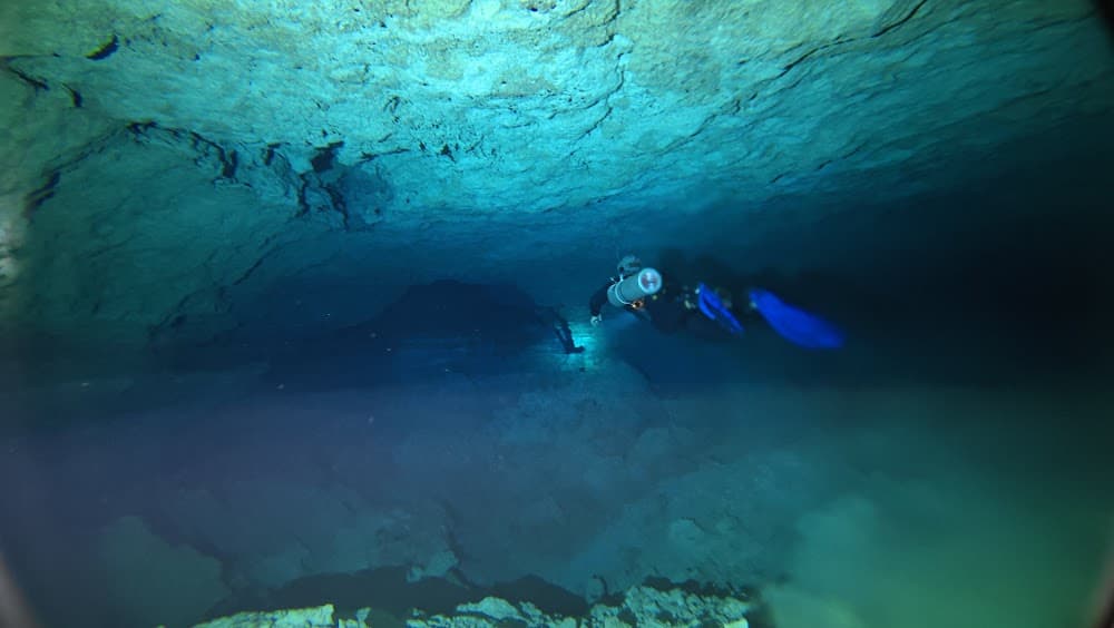Taína cave — The site