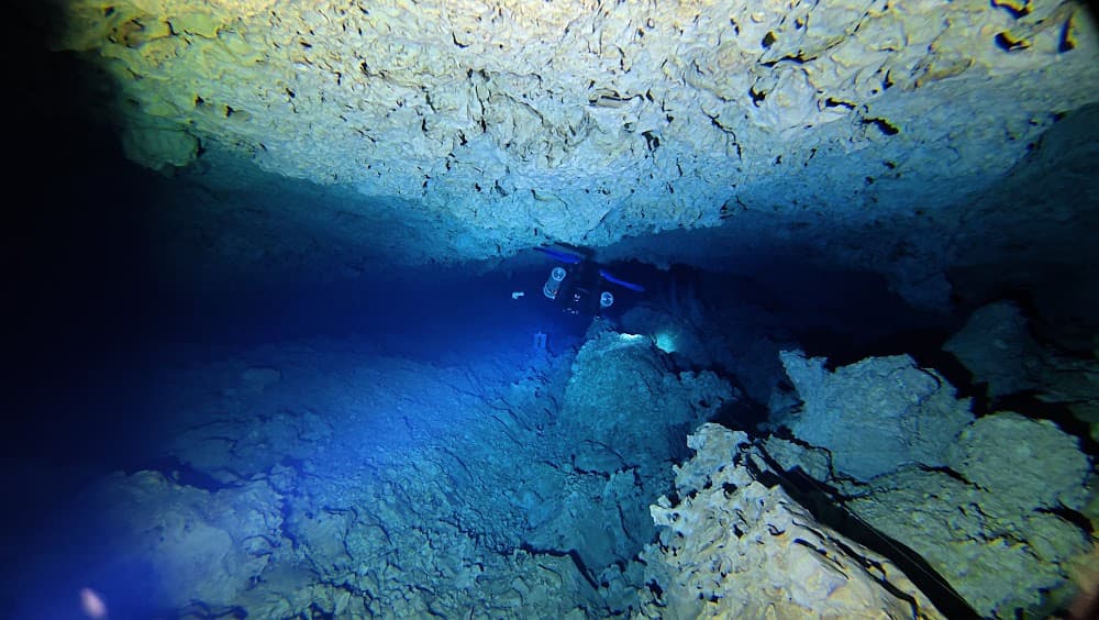 Taína cave — The site