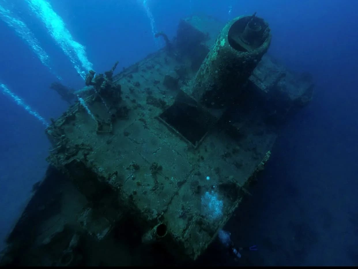 Divers on the St. George wreck