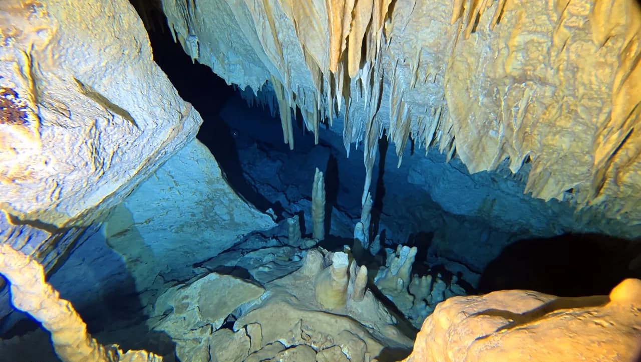 Stalactites inside El Chicho cavern