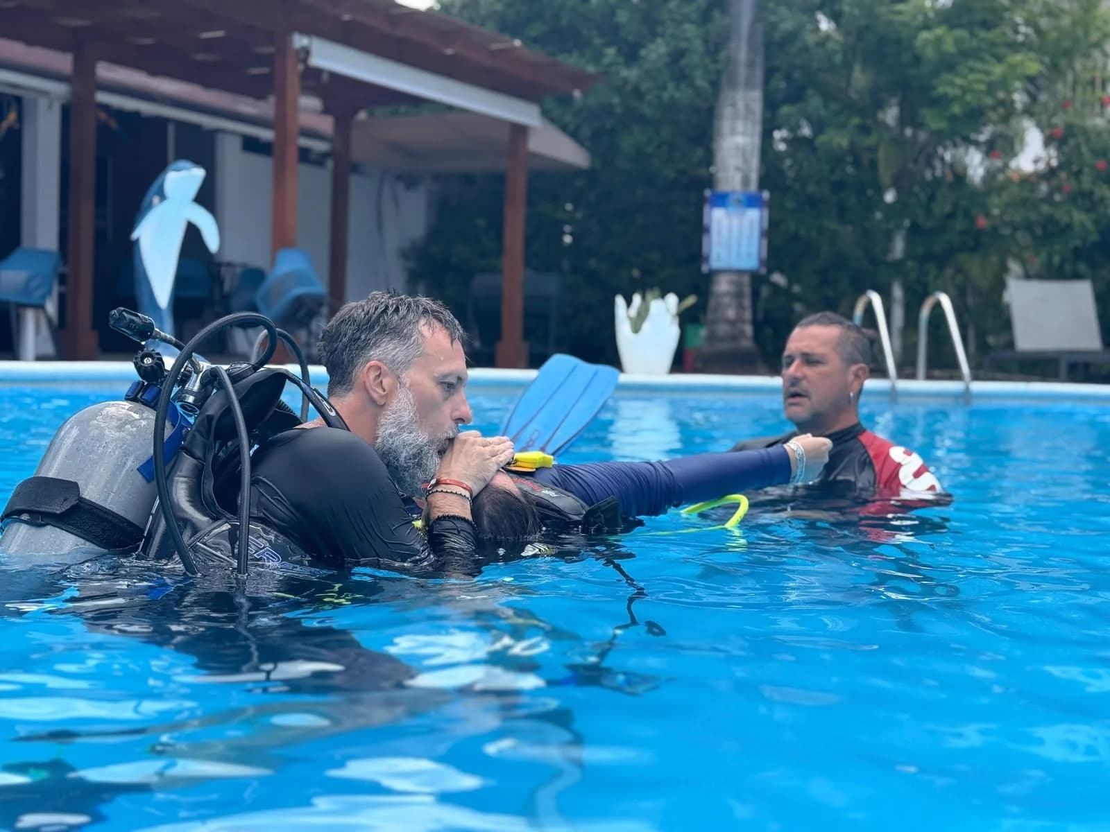 Practising a rescue with full gear